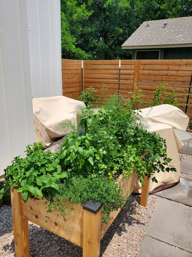 Photo - 6016 Fairway St