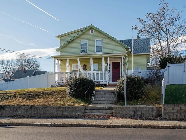 336 Calef Rd Unit 1