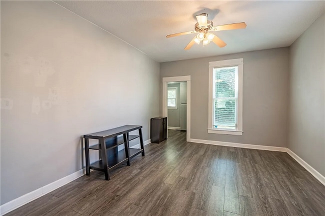 Photo - 1019 W Wood St