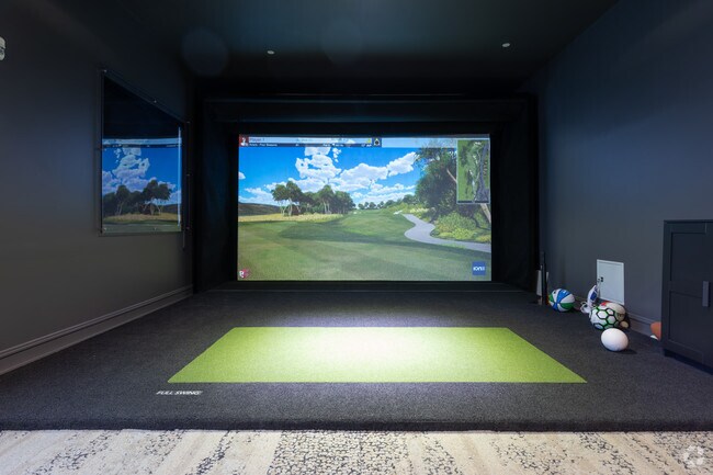 Golf Room - Arlo