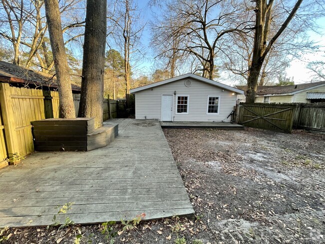 Building Photo - 3305 Cherokee Ave Rental