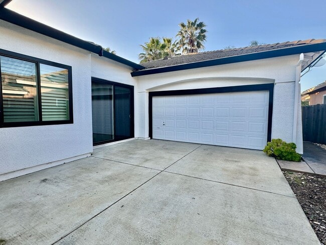 Photo - CLEAN AND SPACIOUS ONE STORY, 3 BED, 2 BATH, 2 CAR GARAGE IN WEST SACRAMENTO