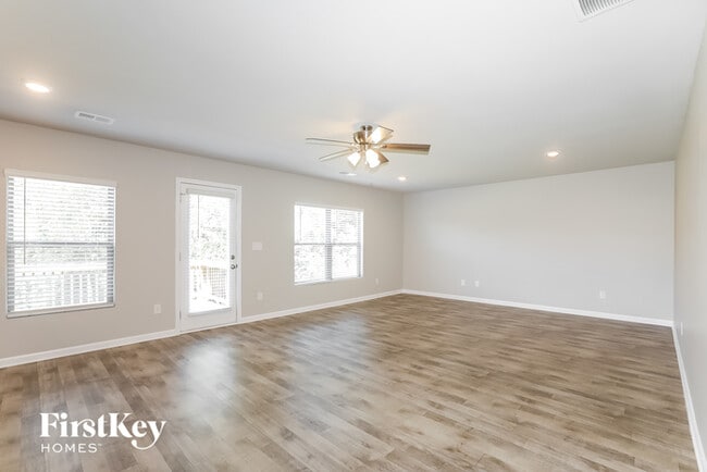 Photo - 52 Overlook Rd