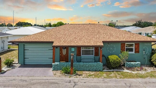 Building Photo - 706 W Brockton Pl