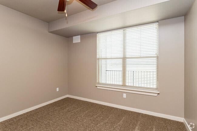 1BR, 1BA - Goldenrod 1