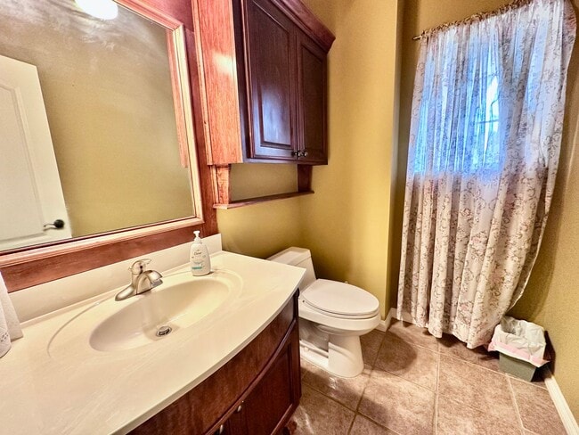 Photo - Charming 3-Bedroom Home with View in Moore...