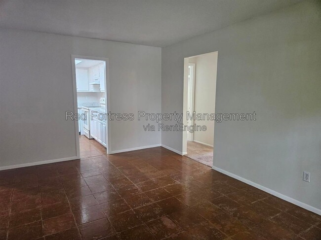 Photo - 11 SE 20th Ct