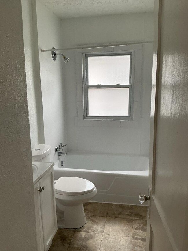 Photo - 3428 W 117th St