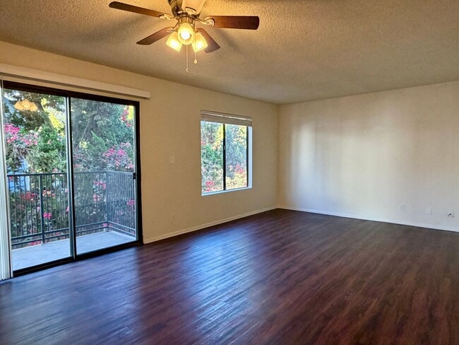 Photo - BELLA APARTMENTS: Beautiful 2 Bed - 2 Bath Unit 4