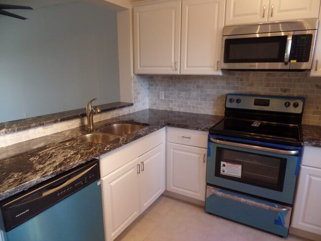 Photo - 5200 NW 31st Ave Unit 175