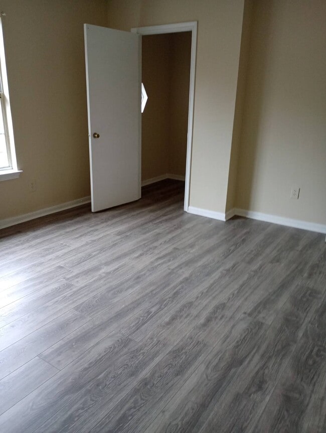 Pinebrooke WE ACCEPT SECTION 8 Apartamentos Riverdale, GA