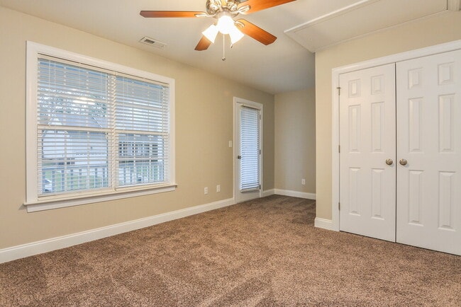 Photo - 308 Nelson Ln