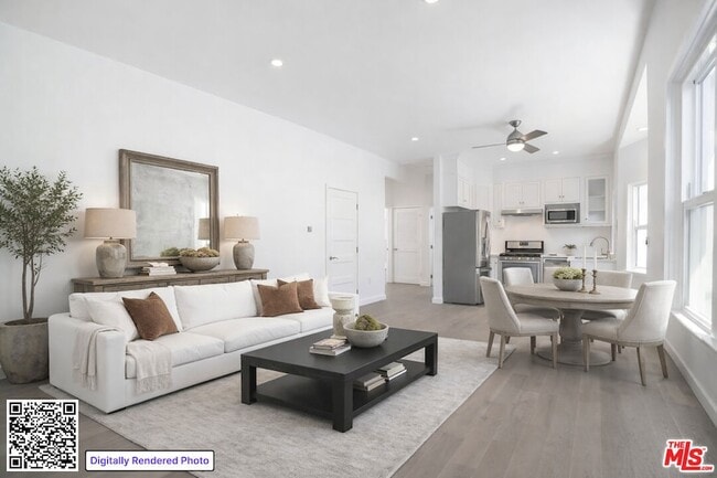 Building Photo - 31 Breeze Ave