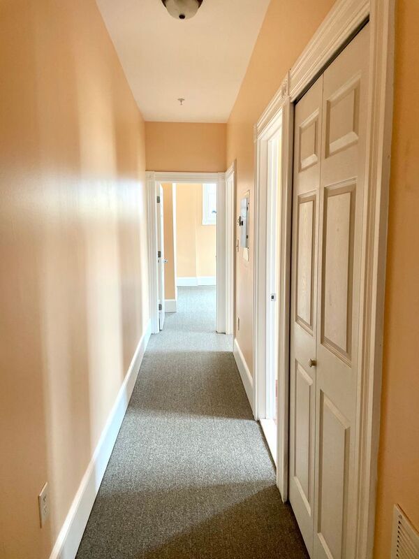 Building Photo - 2029 St Paul St Unit 1