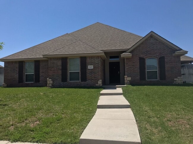 Building Photo - 7408 Topeka Dr