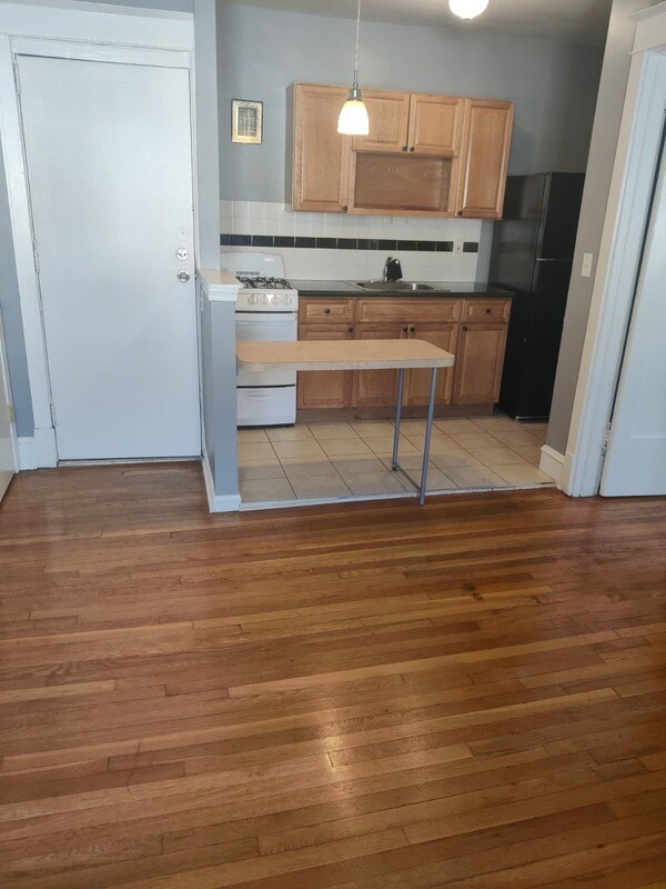 Photo - 6607 Blakemore St