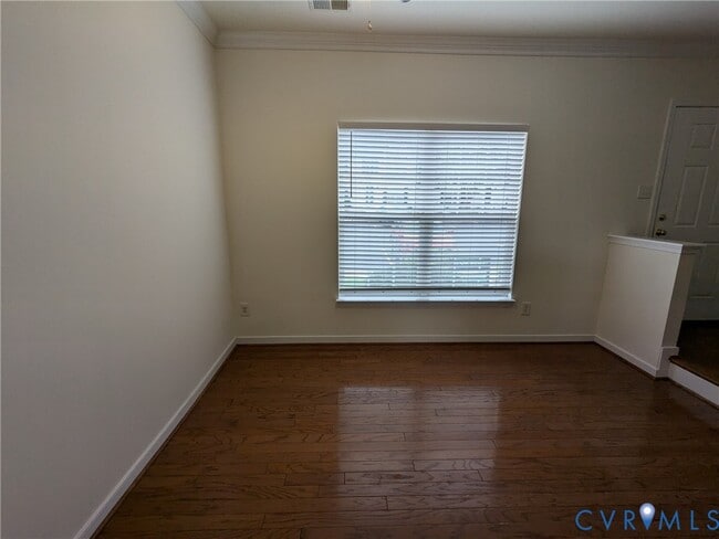 Photo - 5606 Millwheel Way