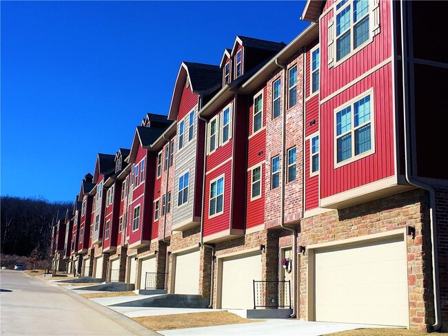 Photo - 2814 W Lakewood Dr Townhome