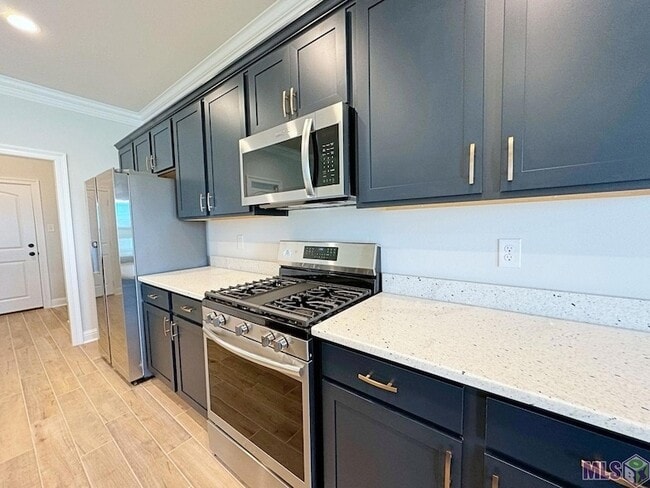Photo - 722 Bellegrove Sq Ave