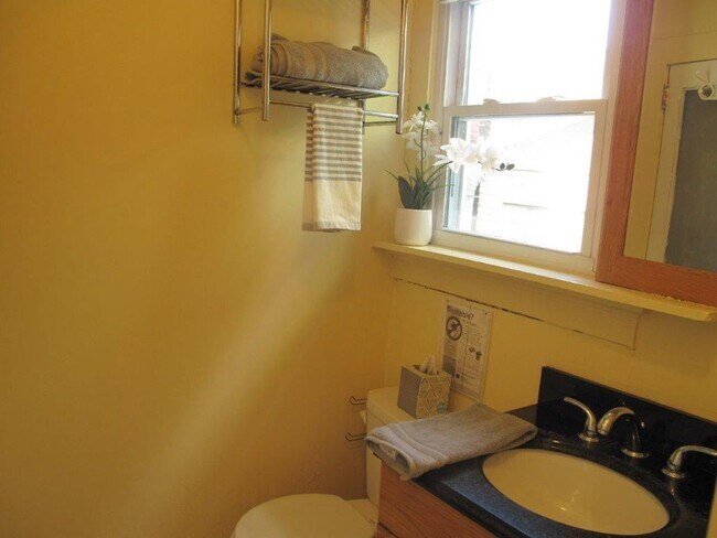 Photo - 105 Dryden Rd Unit 2