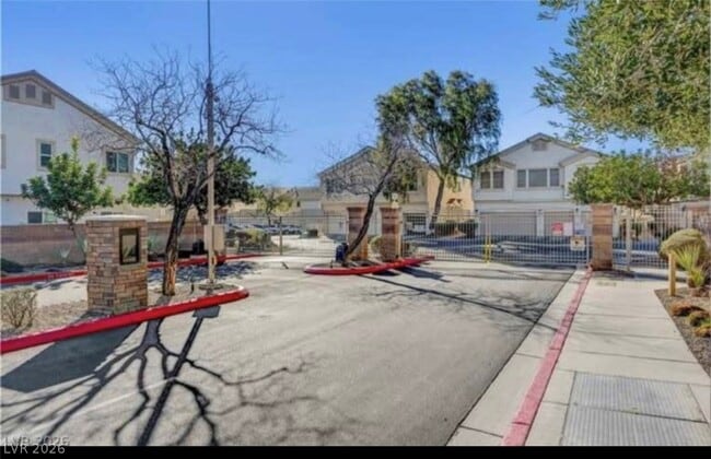 Photo - 3063 Errol Flynn St