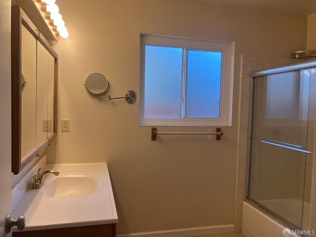 Photo - 1716 Marshall Ct