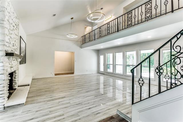 Photo - 5400 Belt Line Rd