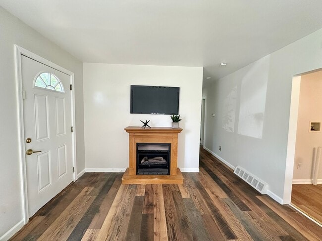 Photo - 639 Fordville Rd