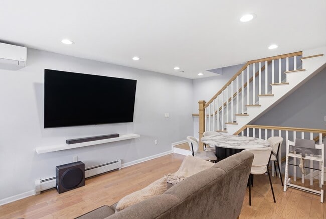 Photo - 38 Woodcliff Ave