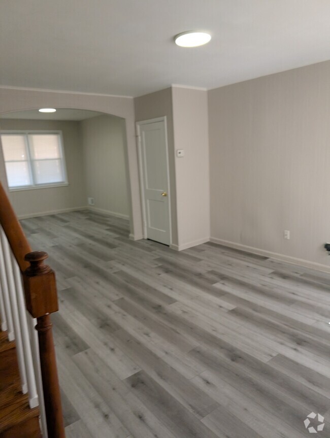 Building Photo - 6906 Eastbrook Ave Rental