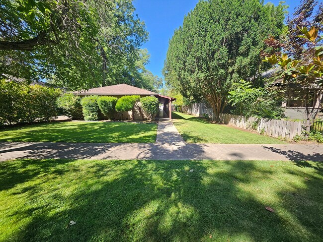 1287 Citrus Ave
