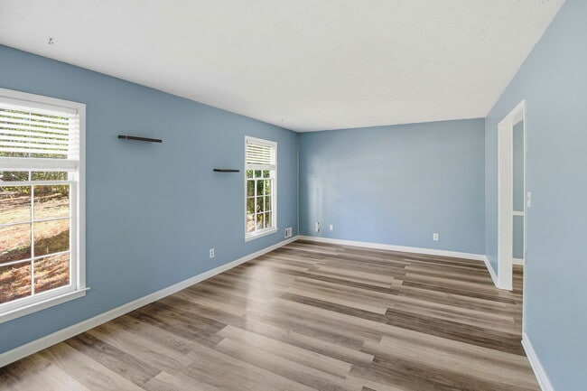 Photo - 1805 Highpoint Rd