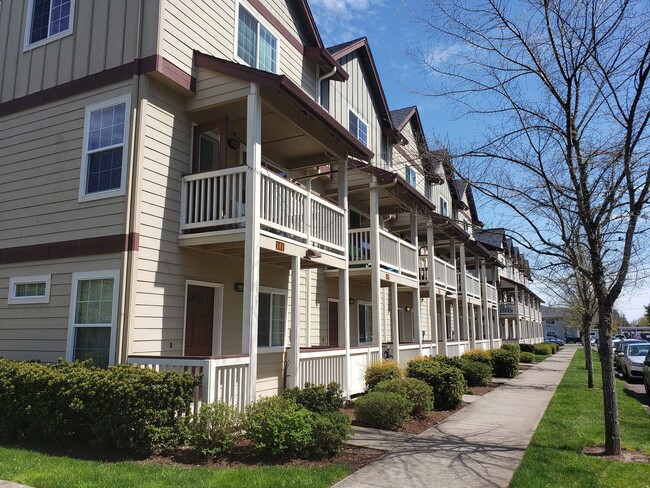 2535 NW Taylor