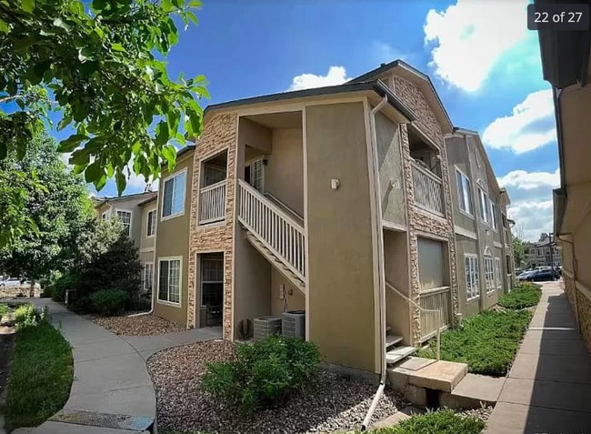 Building Photo - 1425 S Galena Way Unit 202