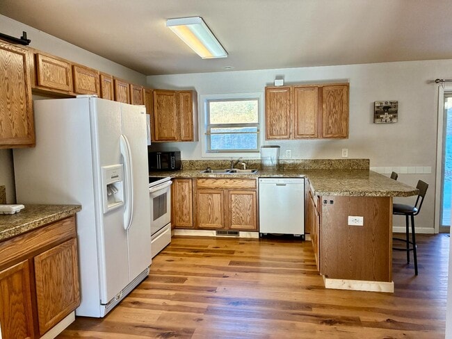 Photo - 1009 Forrest Dr