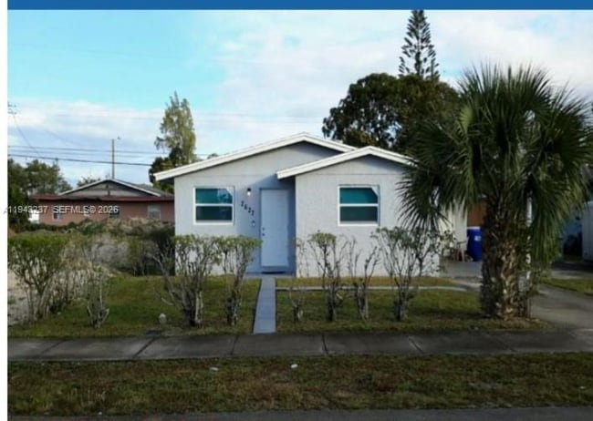 Photo - 2627 NW 3rd St