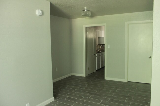 Living Room - Yupon St Apartments