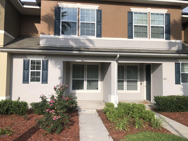 Building Photo - 625 Oakleaf Plantation Pkwy