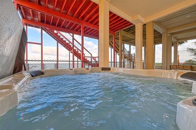 Building Photo - 2102 Todville Rd