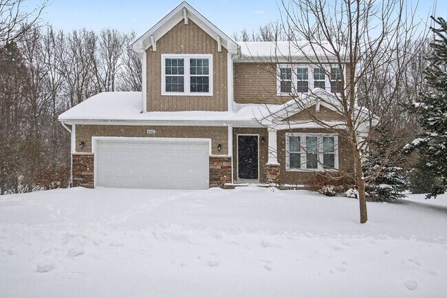 Photo - Outstanding Neighborhood in Saugatuck for Long Term Lease!