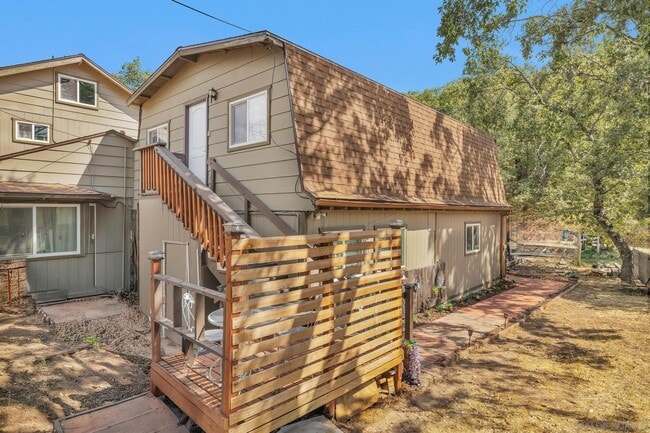 Building Photo - 920 Chapin Dr Rental