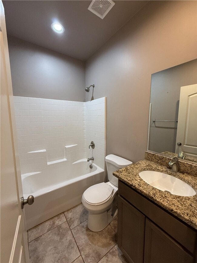 Photo - 3530 N Irving St