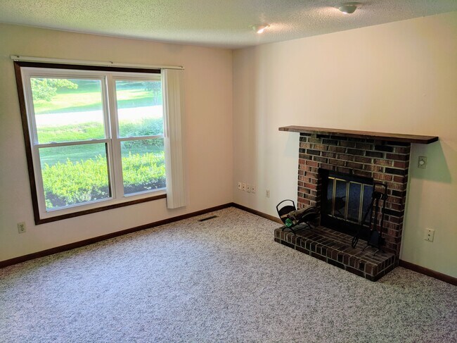 Photo - 3624 E Ave NW