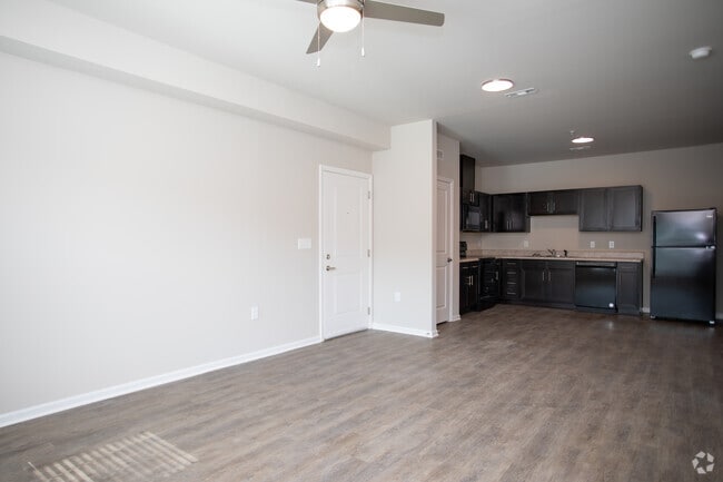 Building Photo - Sycamore Station