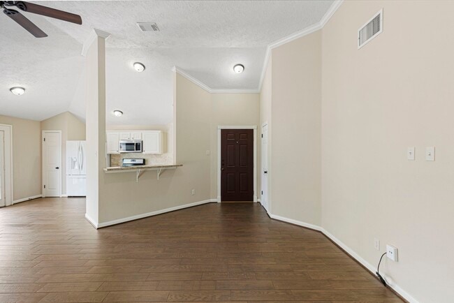 Photo - 21435 Deerhaven Dr