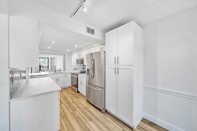 Photo - 17 Royal Palm Way Unit 3010