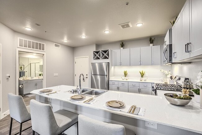 Photo - Radiance at Grand Canyon