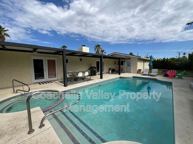 Photo - 2960 N Cypress Rd