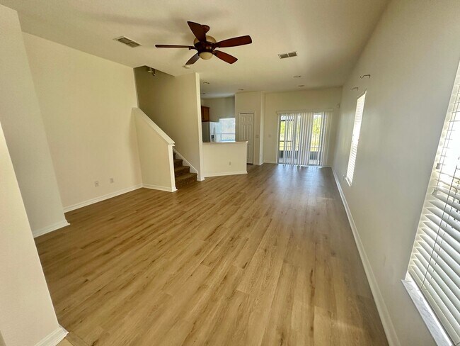 Photo - Orlando - 3 Bedroom, 2.5 Bathroom - $1,845.00