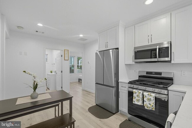 Photo - 5206 Gilpin Dr